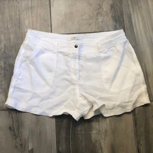 Ann Taylor Loft White Linen Shorts, Size 8